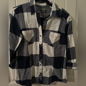 Natural reflections black and white buffalo plaid LS flannel top